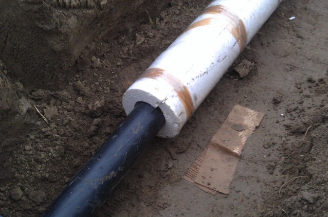 Глубина траншеи под водопровод – что учитывать при закладке труб в грунт