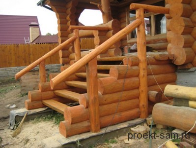 деревянное крыльцо дома в русском стиле