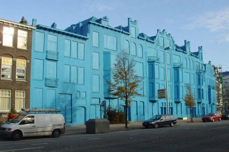 замороженный дом в Роттердаме