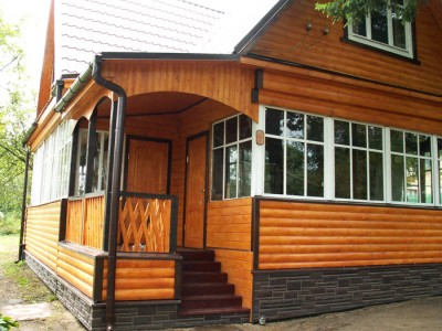 отделка фасада деревянного дома