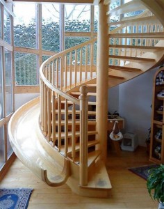 спиральная деревянная лестница
