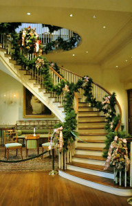 Украшение дома и дачи на Новый 2019 год снаружи и внутри своими руками из подручных материалов (украшение, дача, 2019, подручный, материал) 2019