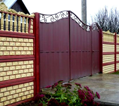 забор с воротами 