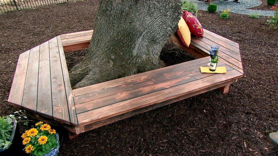 Садовая мебель из дерева, веток, пеньков и коряг (25 фото)